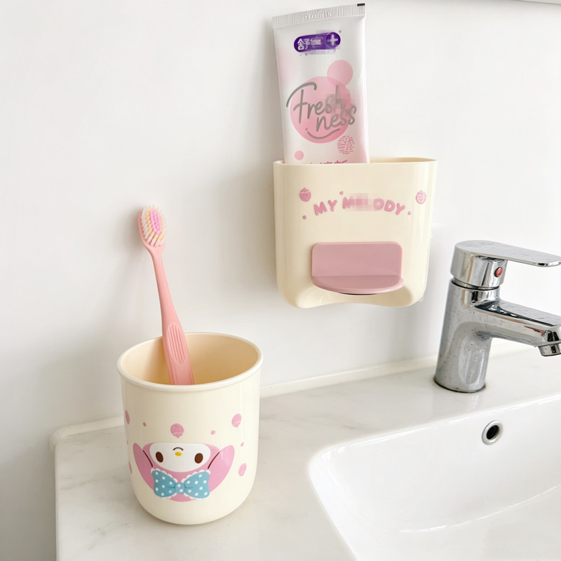 Kuromi Toothbrush Holder Cute  - Wall Organizer Pocket recension och pris